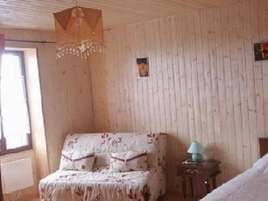 Holiday home Maison Au Vert A La Campagne - 5 Personnes Saint-Nectaire